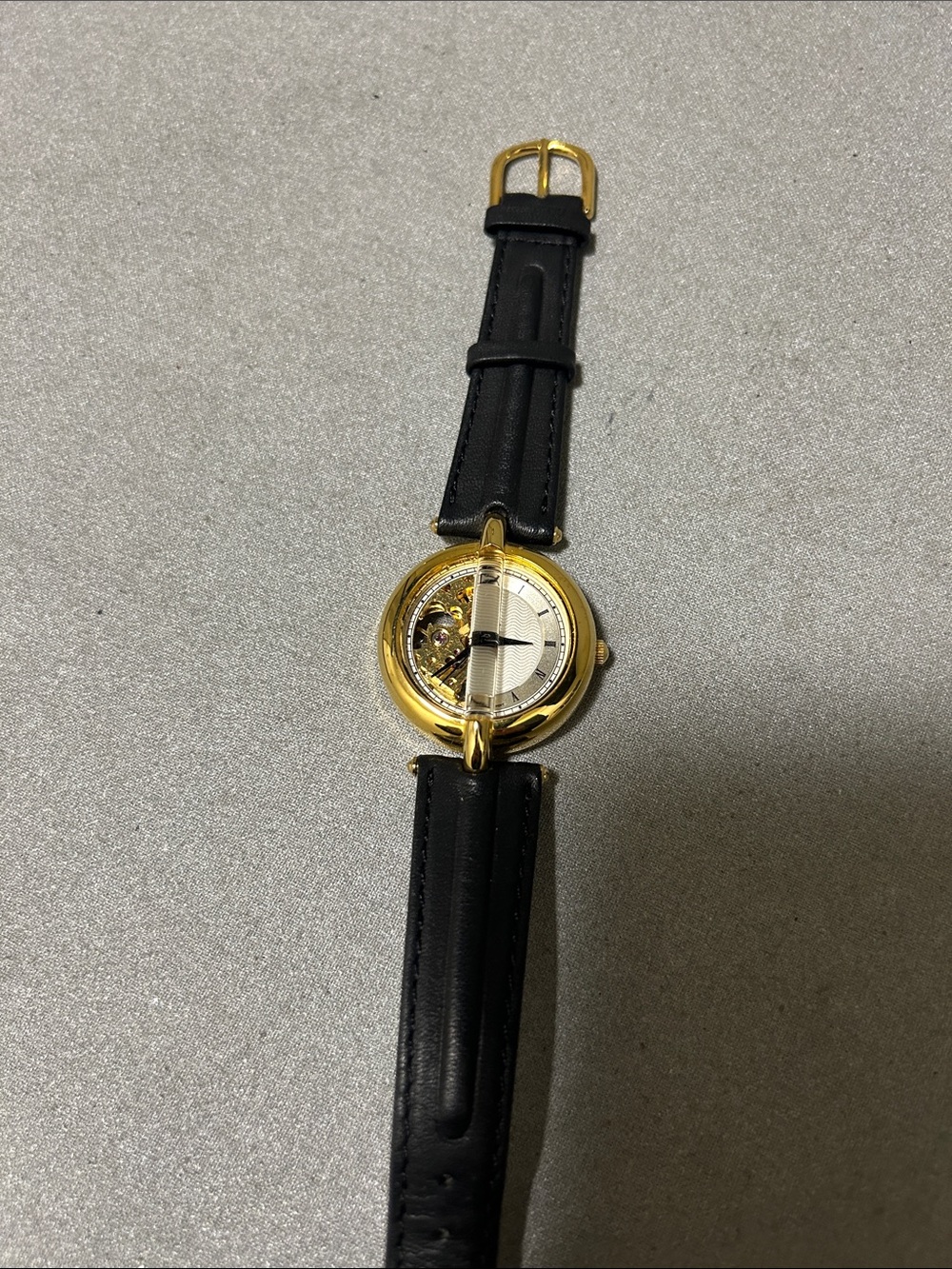 Unique dual face Women's Mechanical Watch with Black Leather Strap - Picture 2 of 8